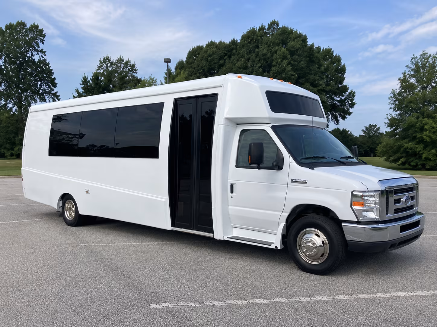 hempstead 18 passenger party bus