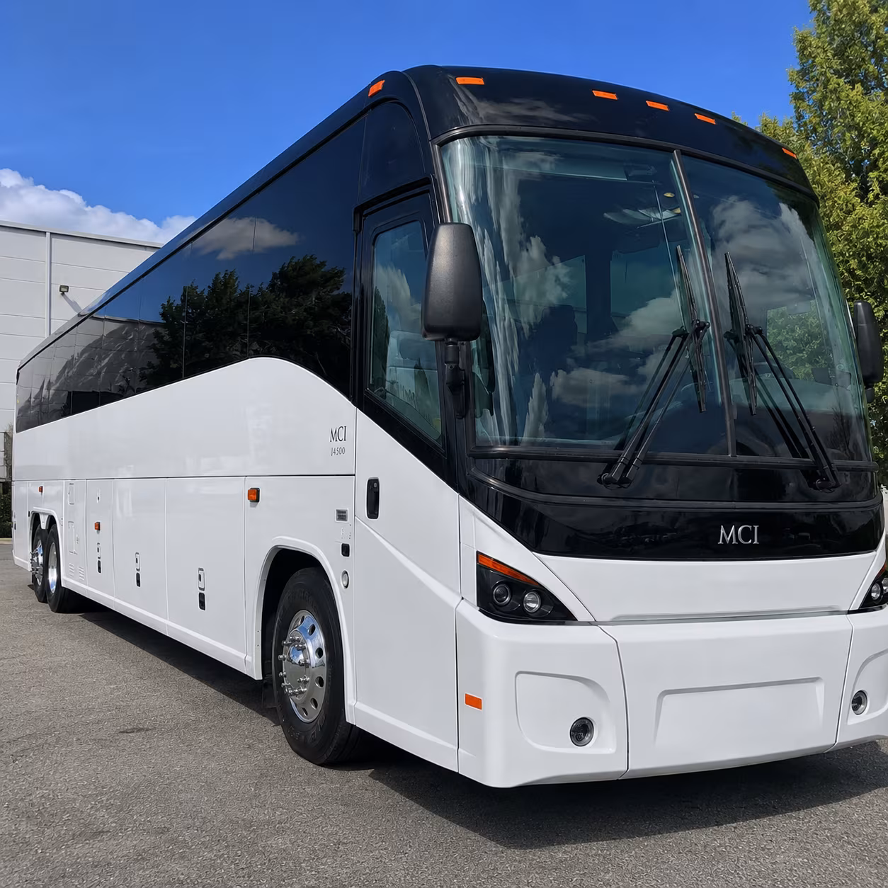 laguardia airport shuttle buses from nassau county