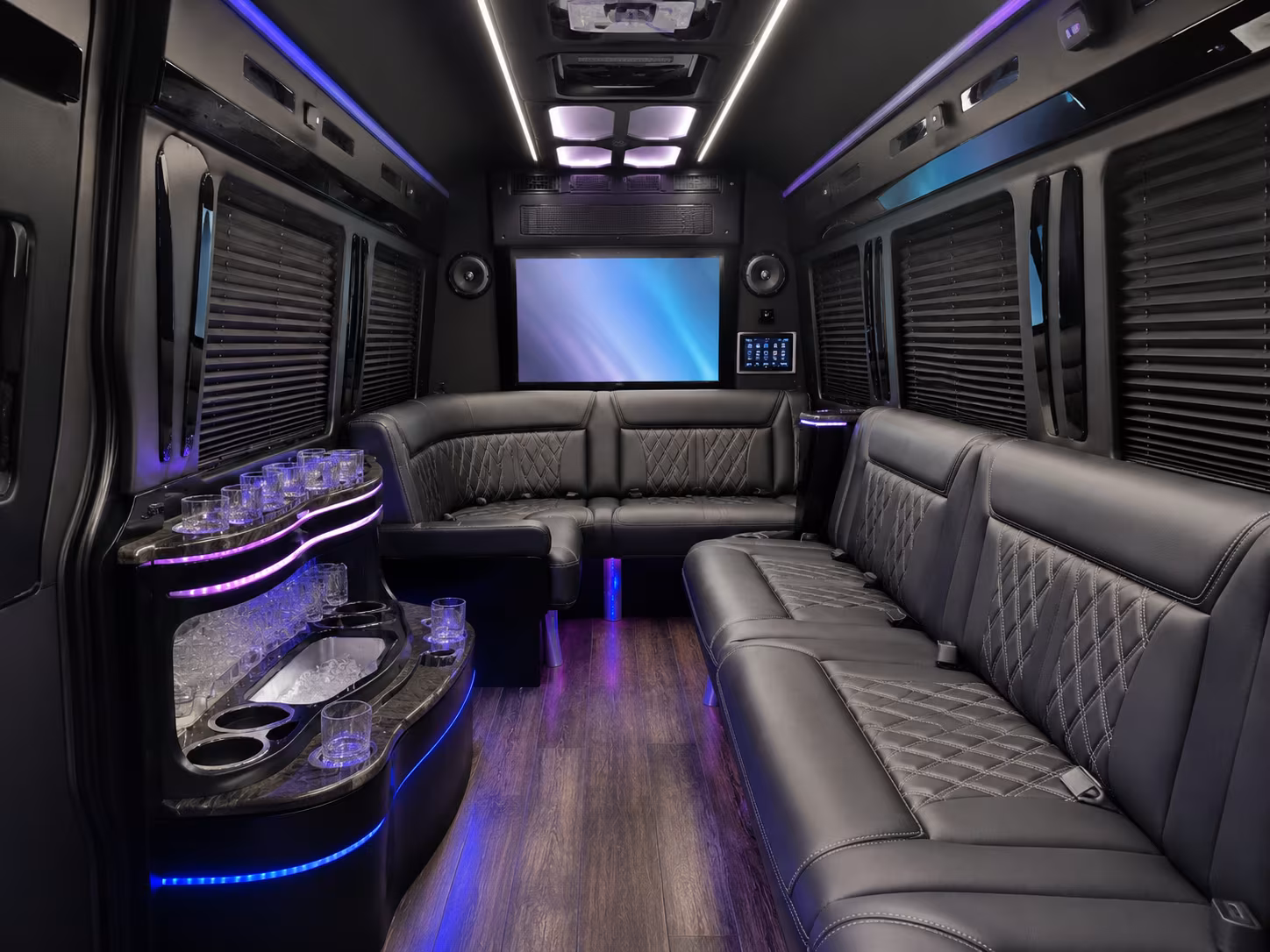 shuttle buses to oheka castle and long island s most iconic wedding venues